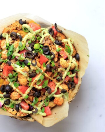 My PCOS Kitchen - Paleo Cauliflower Nachos - These nachos are the perfect gluten-free and low carb alternative to the popular ones!