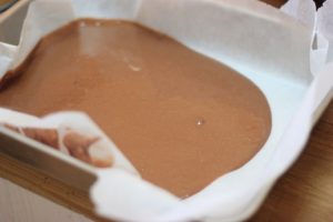 My PCOS Kitchen - Paleo Keto Raspberry Chocolate Fat Bombs - Delicious dairy-free, gluten-free and sugar-free chocolate bars!