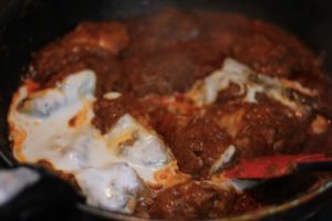My PCOS Kitchen - Paleo Butter Chicken - A dairy-free, gluten-free and sugar-free butter chicken curry made with coconut cream, spices and cashews.