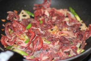 My PCOS Kitchen - Paleo Beef & Asparagus Stir-Fry with Lotus Root - A low carb, gluten-free, sugar-free and soy free Japanese stir-fry!
