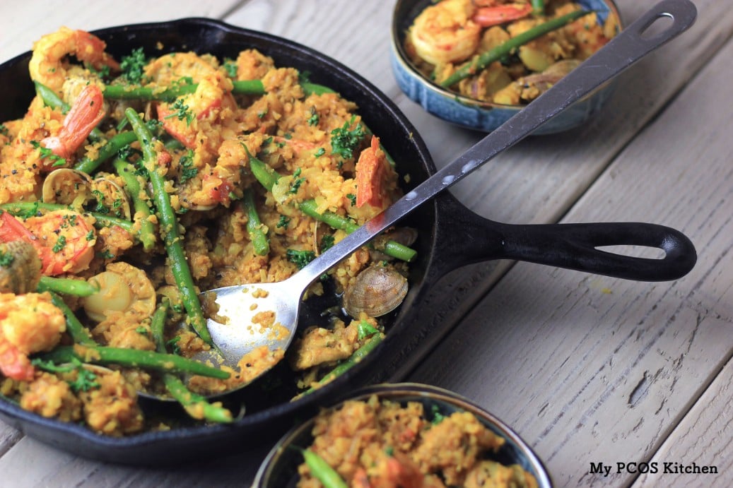 Bizcocho De Chocolate Y Ron Relleno De Crema De Queso Bizcocho De Chocolate Y Ron Relleno De Crema De Queso