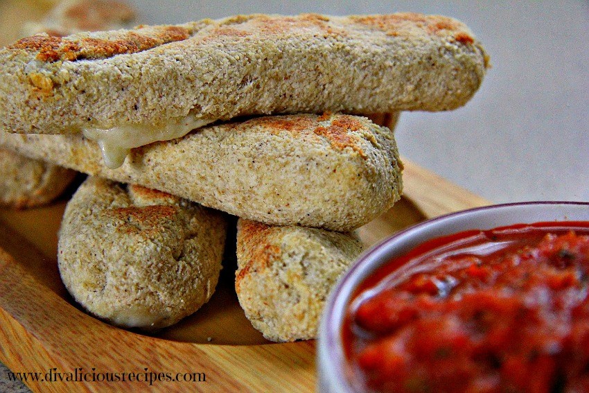 Divalicious Recipes - Mozzarella Stuffed Breadsticks - Low Carb Keto Psyllium Baked Goods Recipe Round Up