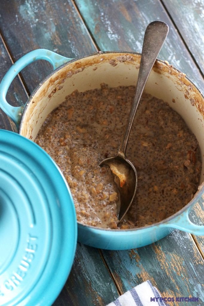 Maple Low Carb Oatmeal - My PCOS Kitchen - Le Creuset Dutch Oven filled with a chia porridge that is sugar-free and dairy-free.